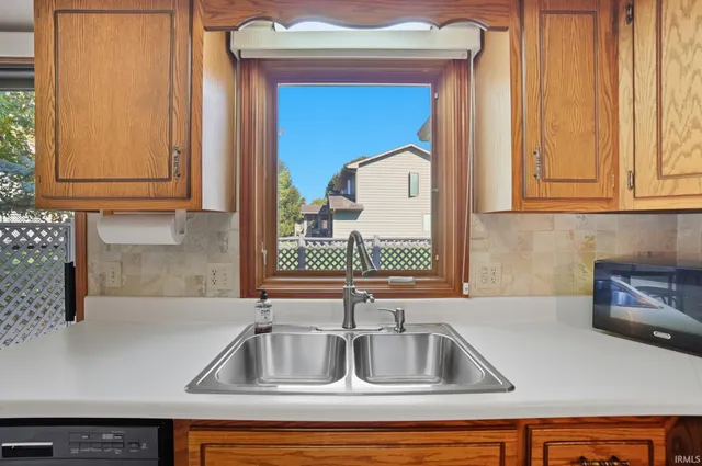 $254,900 | 5717 Bayside Drive, Fort Wayne, IN 46815