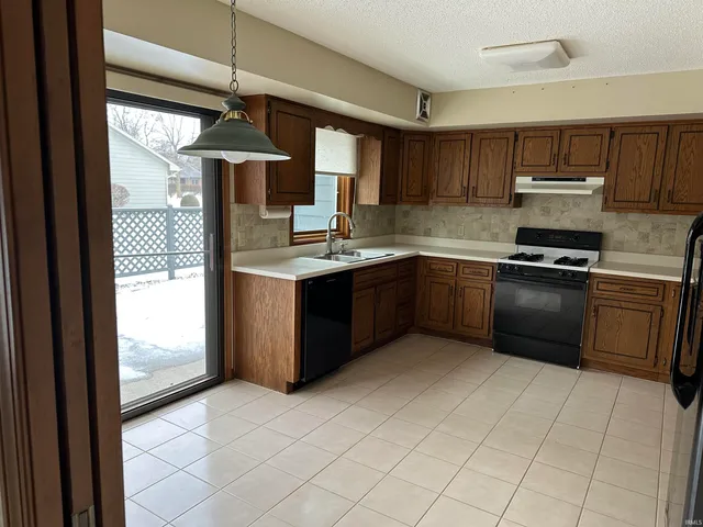 $254,900 | 5717 Bayside Drive, Fort Wayne, IN 46815