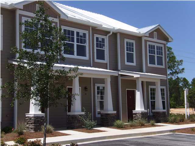 28 South Sand Palm Road, Unit 46 Freeport, FL 32439 - Photo 2 of 19 front view of a house