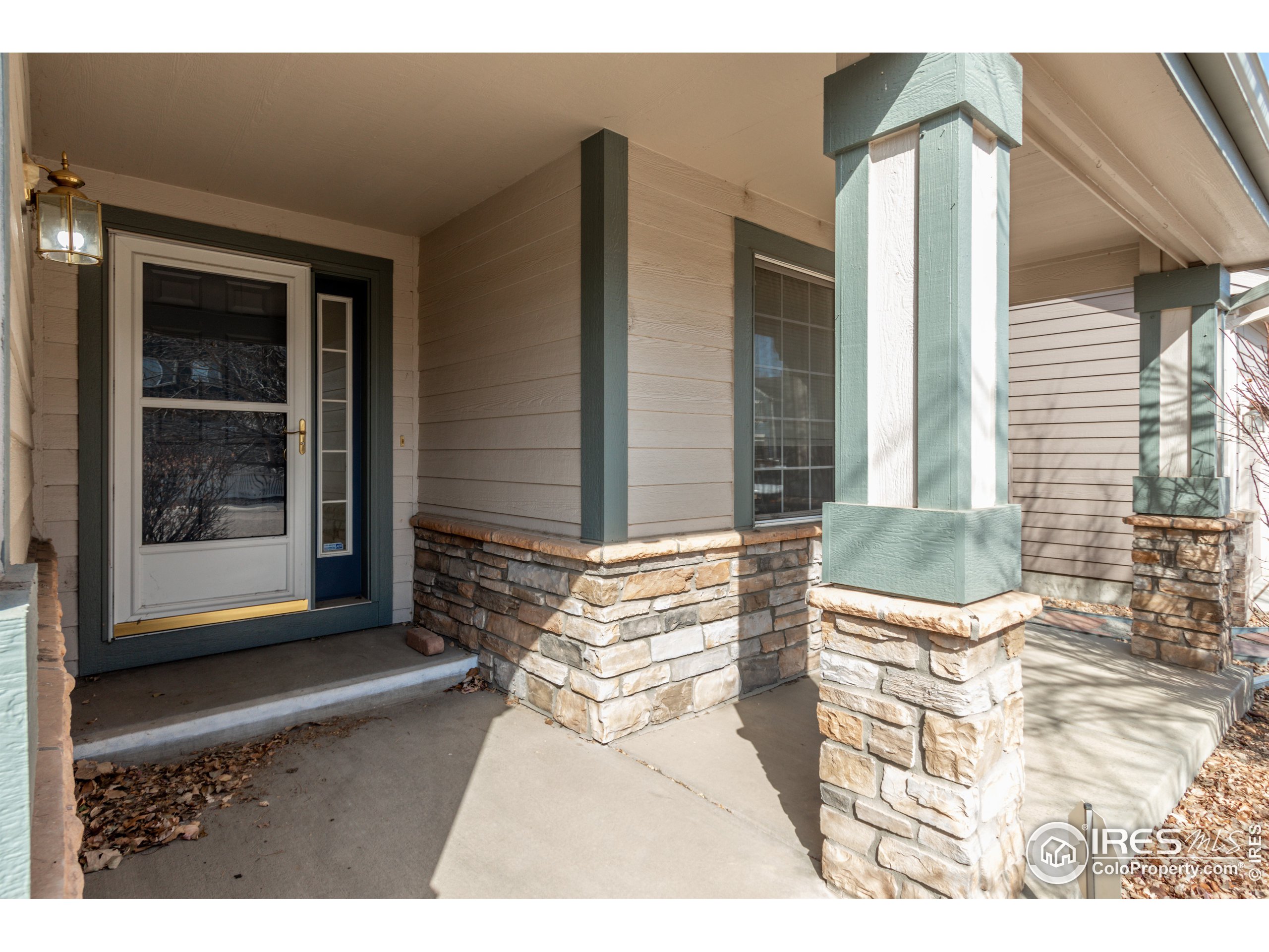 a black and white photo of a house
