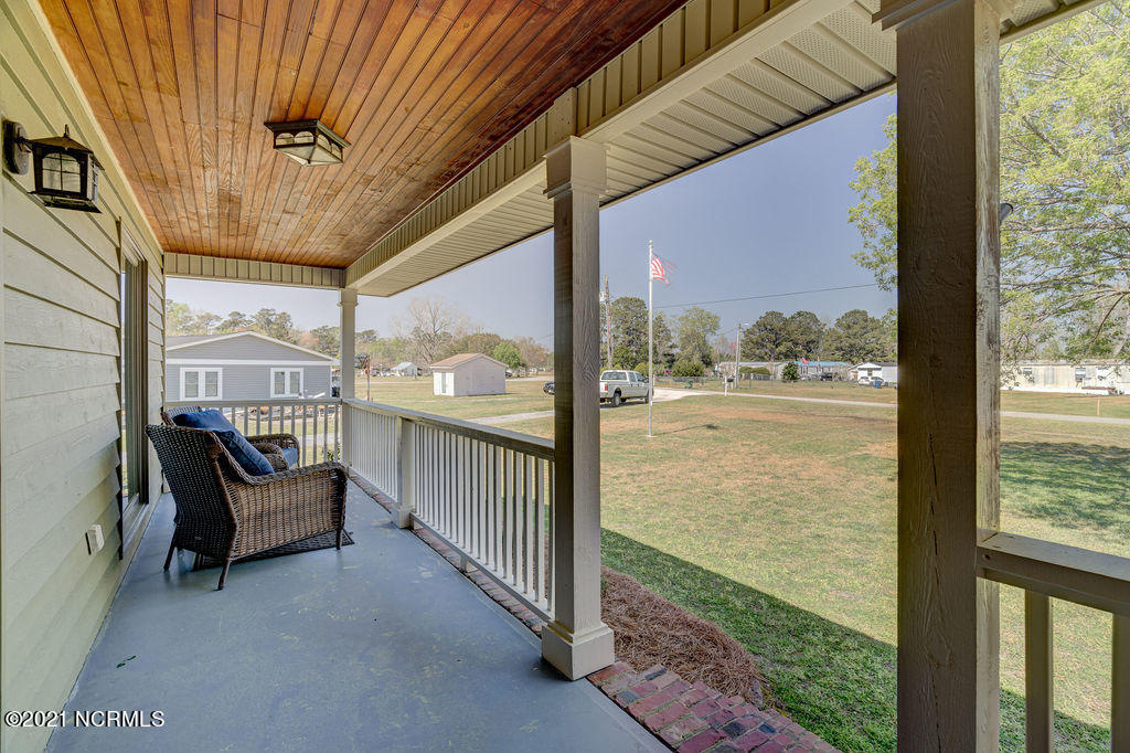 1176 South Parker Road Holly Ridge, NC 28445 - Photo 3 of 66 1176SParkerEdit-30