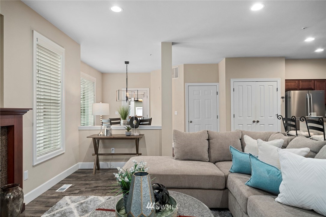 21604 11th Court Southeast Bothell, WA 98021 - Photo 6 of 38