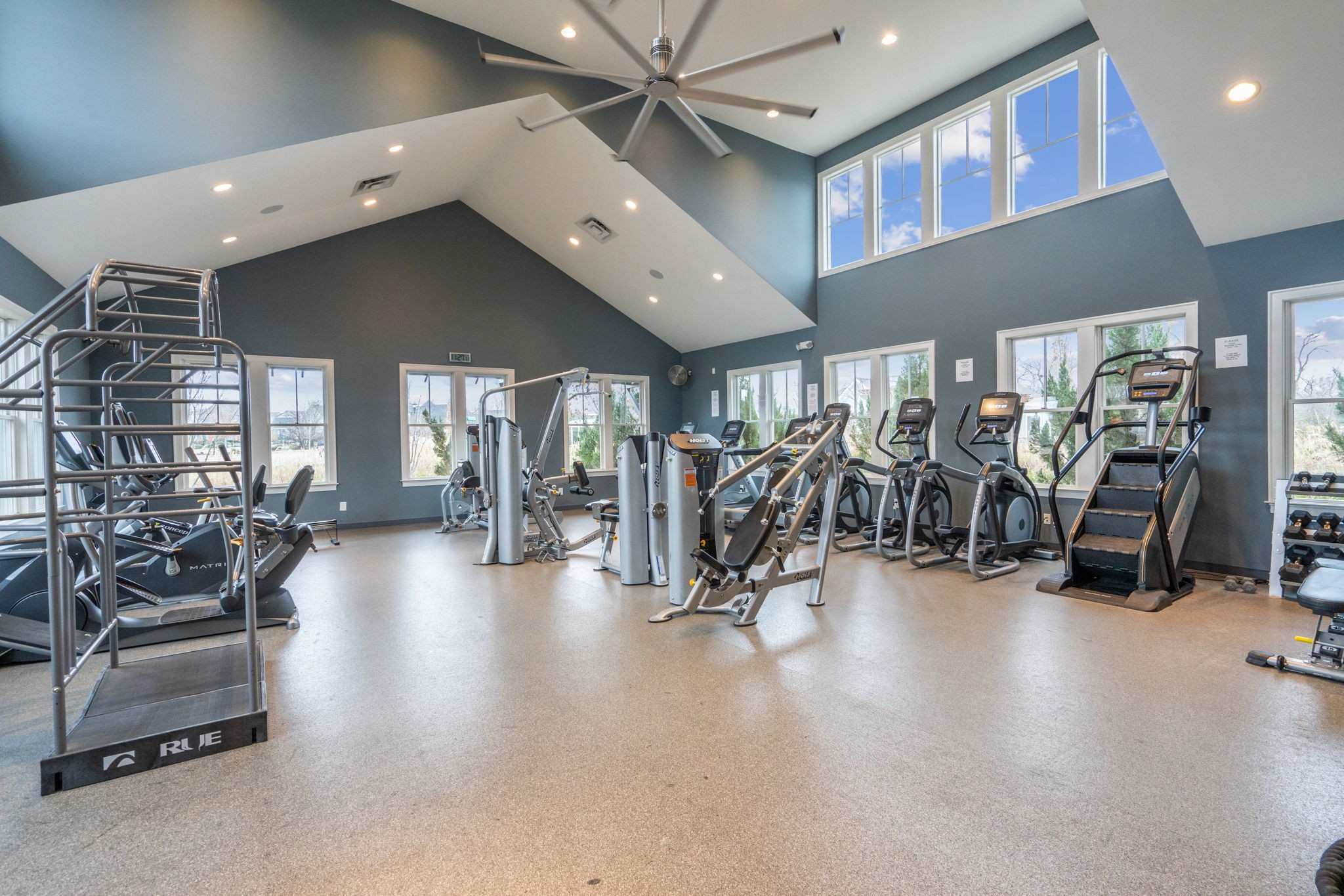 847 Plowson Road Mount Juliet, TN 37122 - Photo 55 of 56 a view of a room with gym equipment