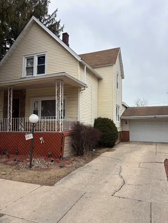 $230,000 | 405 South 12th Avenue, Maywood, IL 60153
