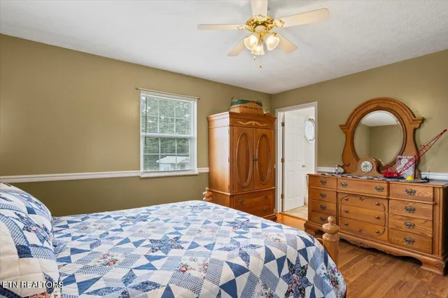 $382,500 | 286 Lewis White Lane, La Follette, TN 37766