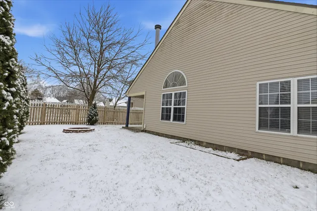 $292,000 | 9304 Maryland Court, Fishers, IN 46037