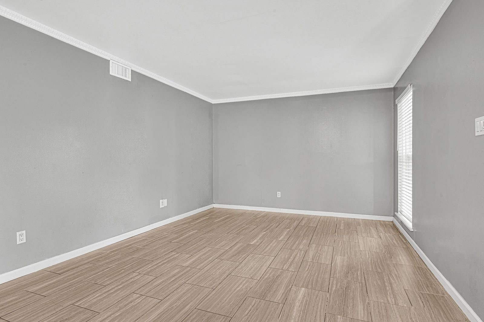 7839 Fondren Road Houston, TX 77074 - Photo 5 of 33