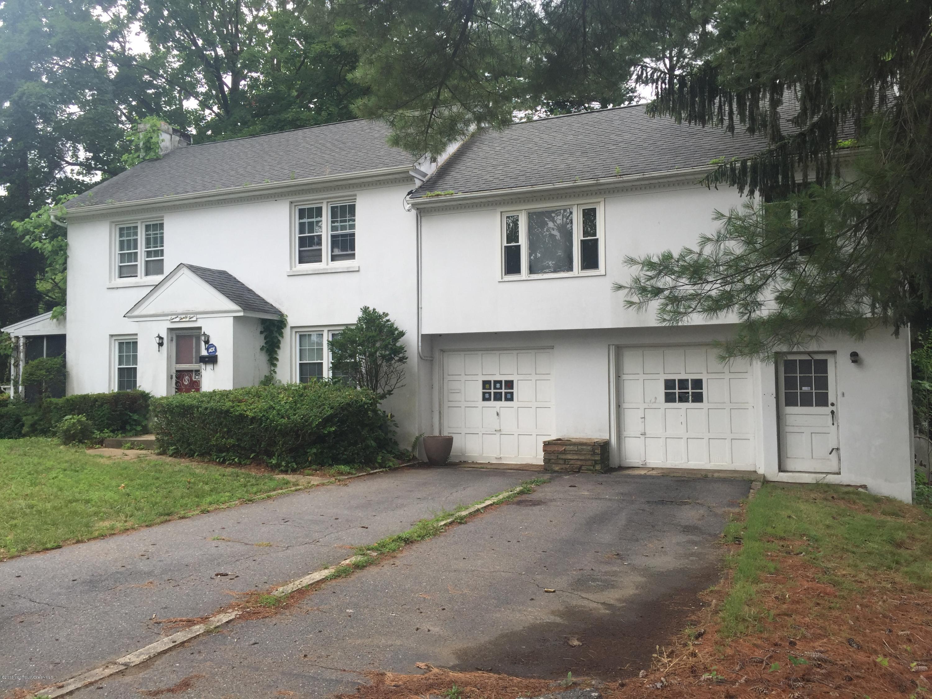 734 Holmdel Road Holmdel, NJ 07733 - Photo 2 of 18 IMG_0860