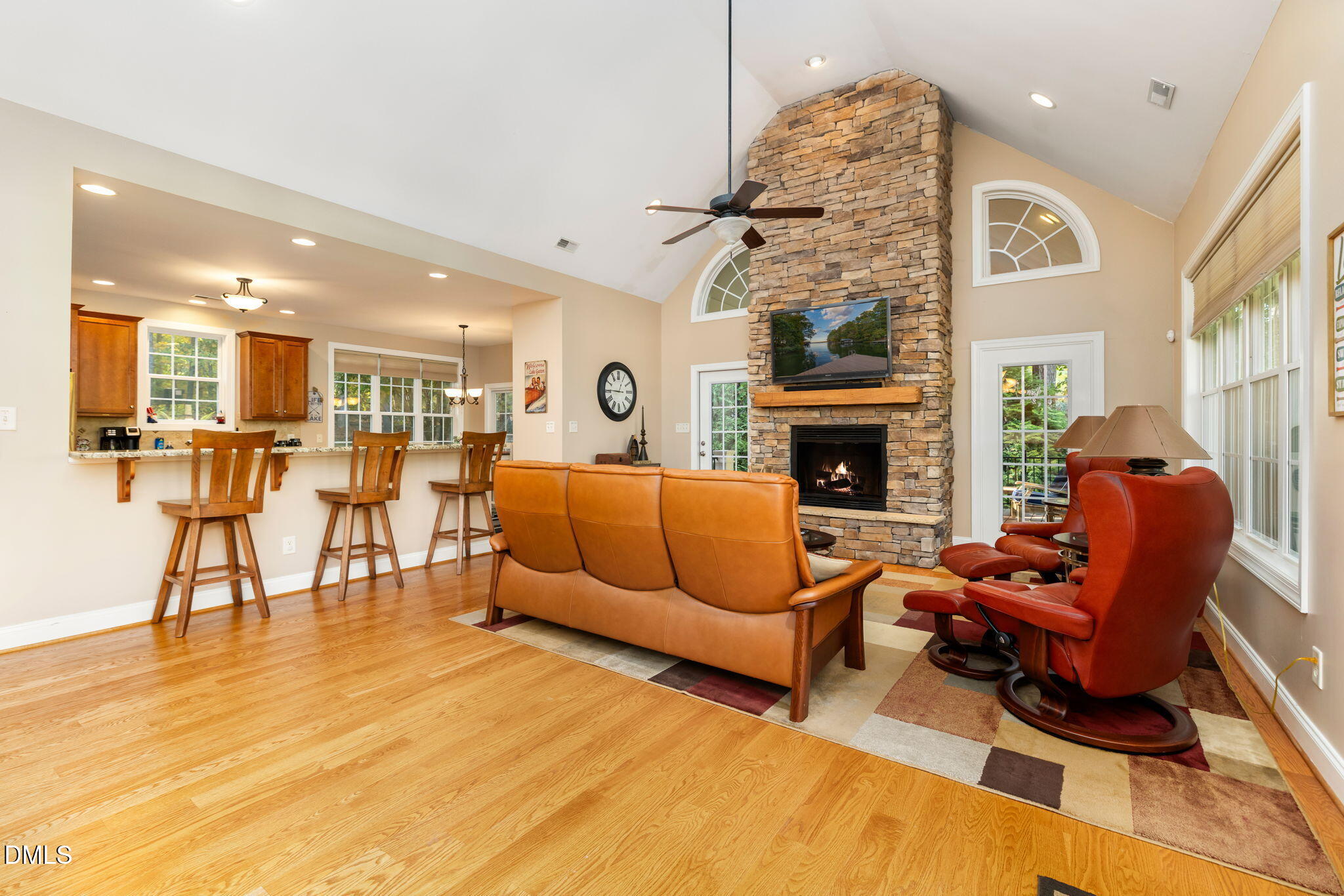 140 Breezewood Road Boydton, VA 23917 - Photo 15 of 87 a living room with furniture and fireplace