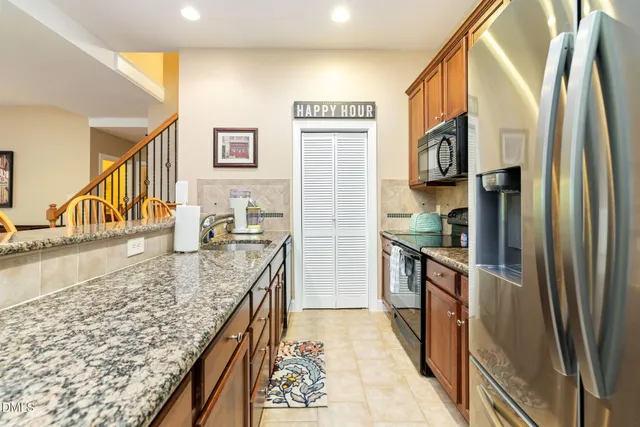 $1,474,900 | 140 Breezewood Road, Bracey, VA 23919