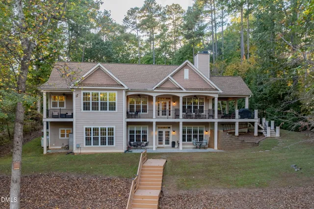 $1,474,900 | 140 Breezewood Road, Bracey, VA 23919