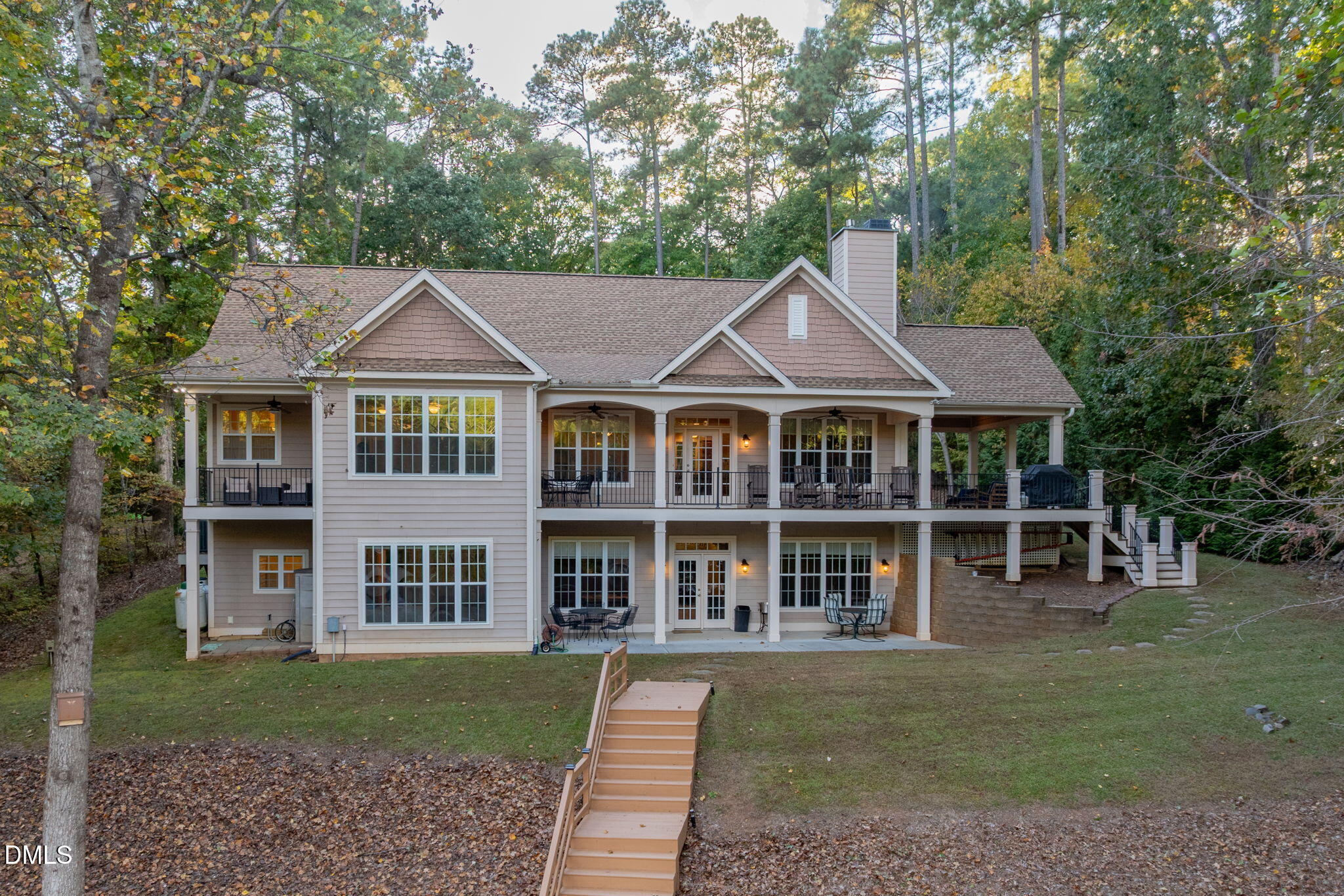 140 Breezewood Road Boydton, VA 23917 - Photo 82 of 87 a front view of a house with a garden