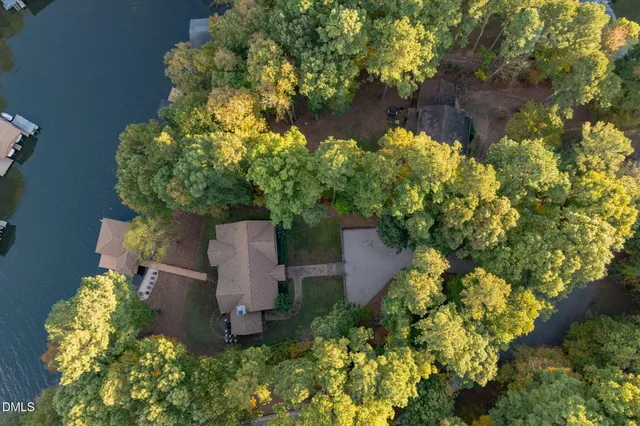 $1,474,900 | 140 Breezewood Road, Bracey, VA 23919