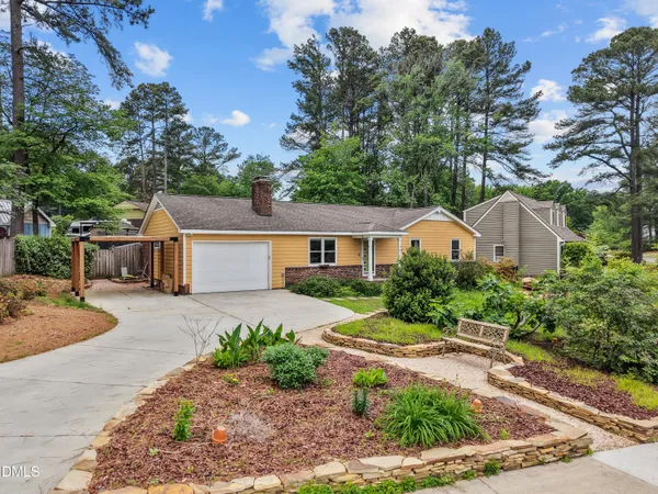 $799,900 | 401 Warren Avenue, Cary, NC 27511