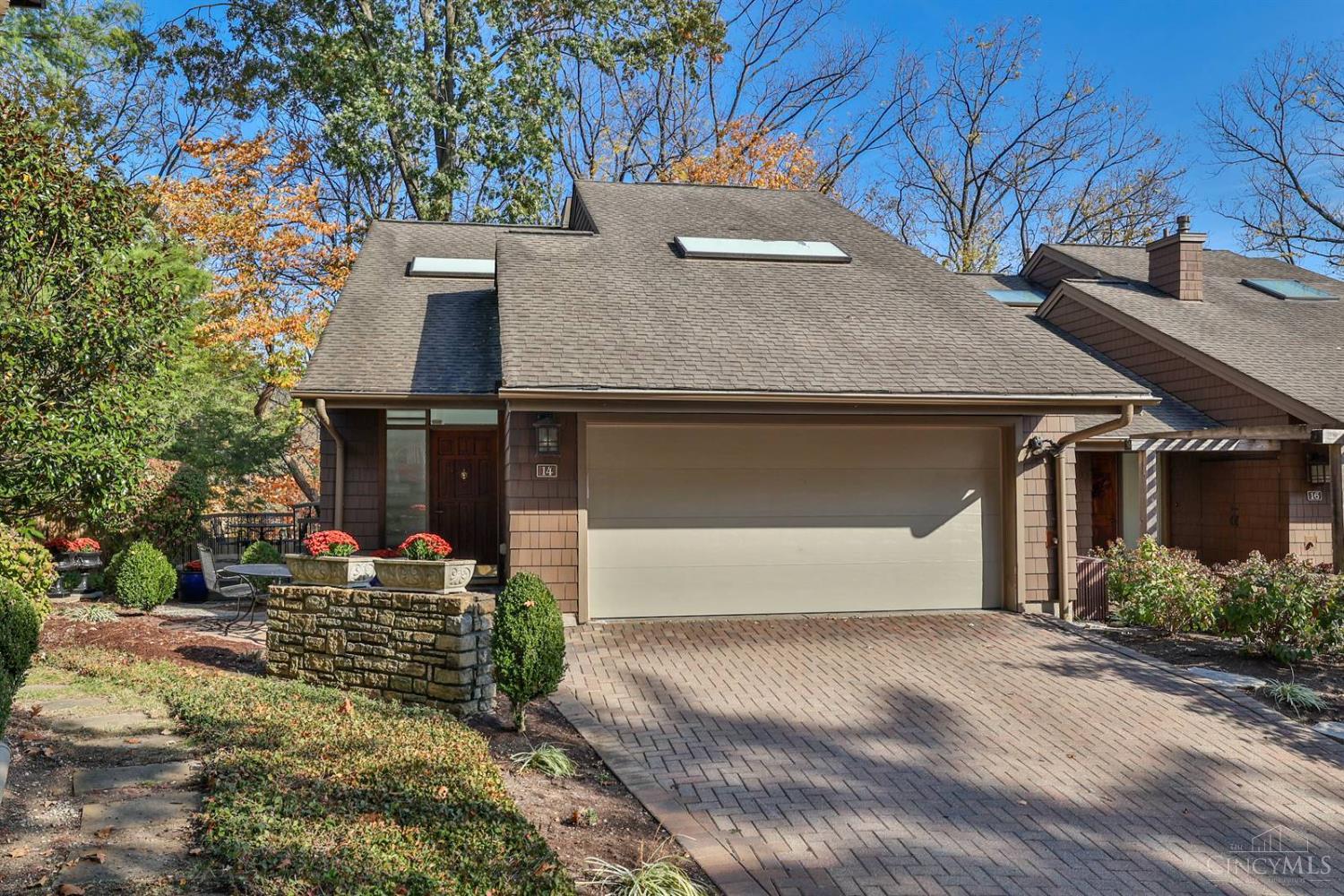 14 Spring Knoll Drive Cincinnati, OH 45227 - Photo 1 of 38