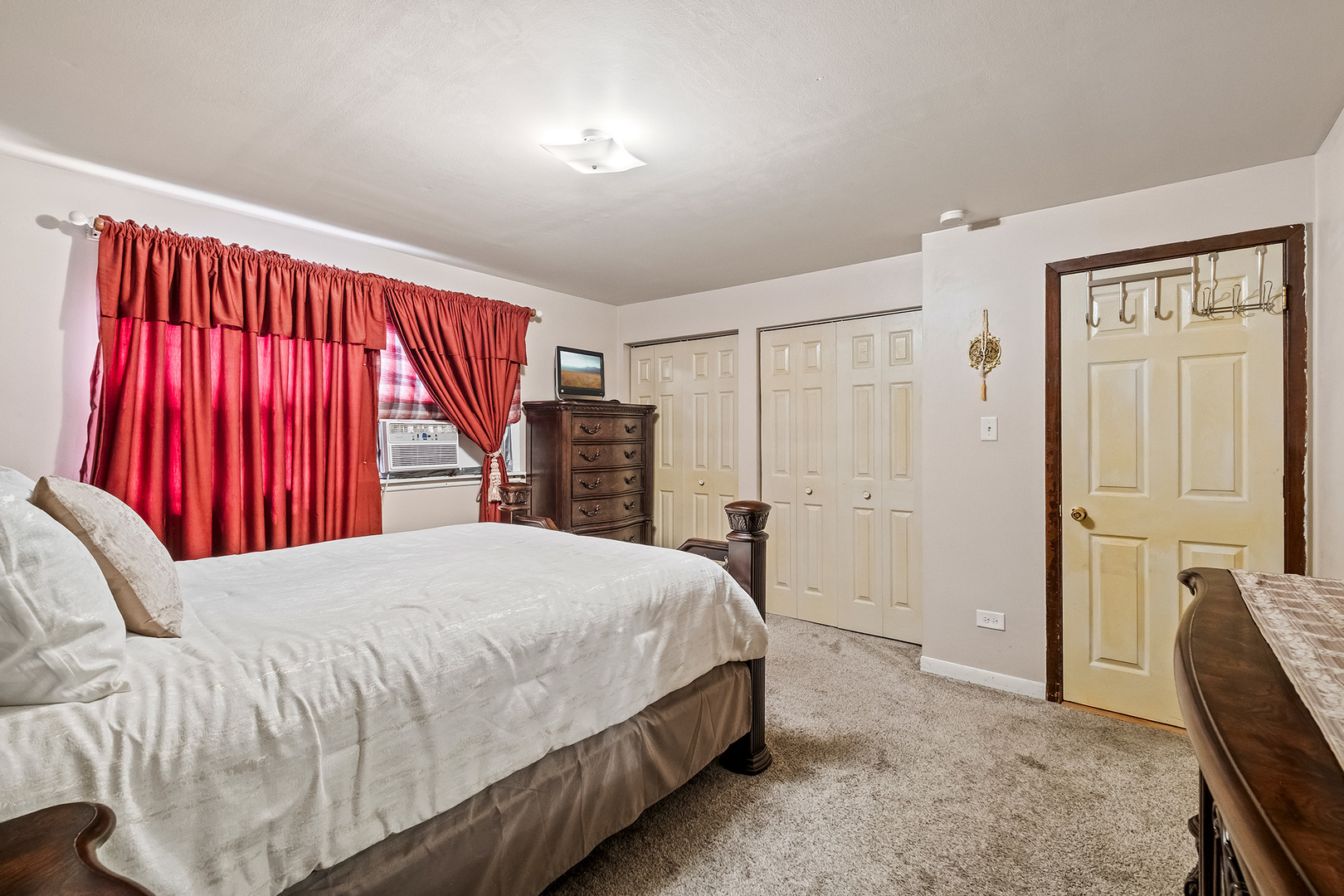 7139 99th Street Chicago Ridge, IL 60415 - Photo 11 of 20 Gallery Image 11