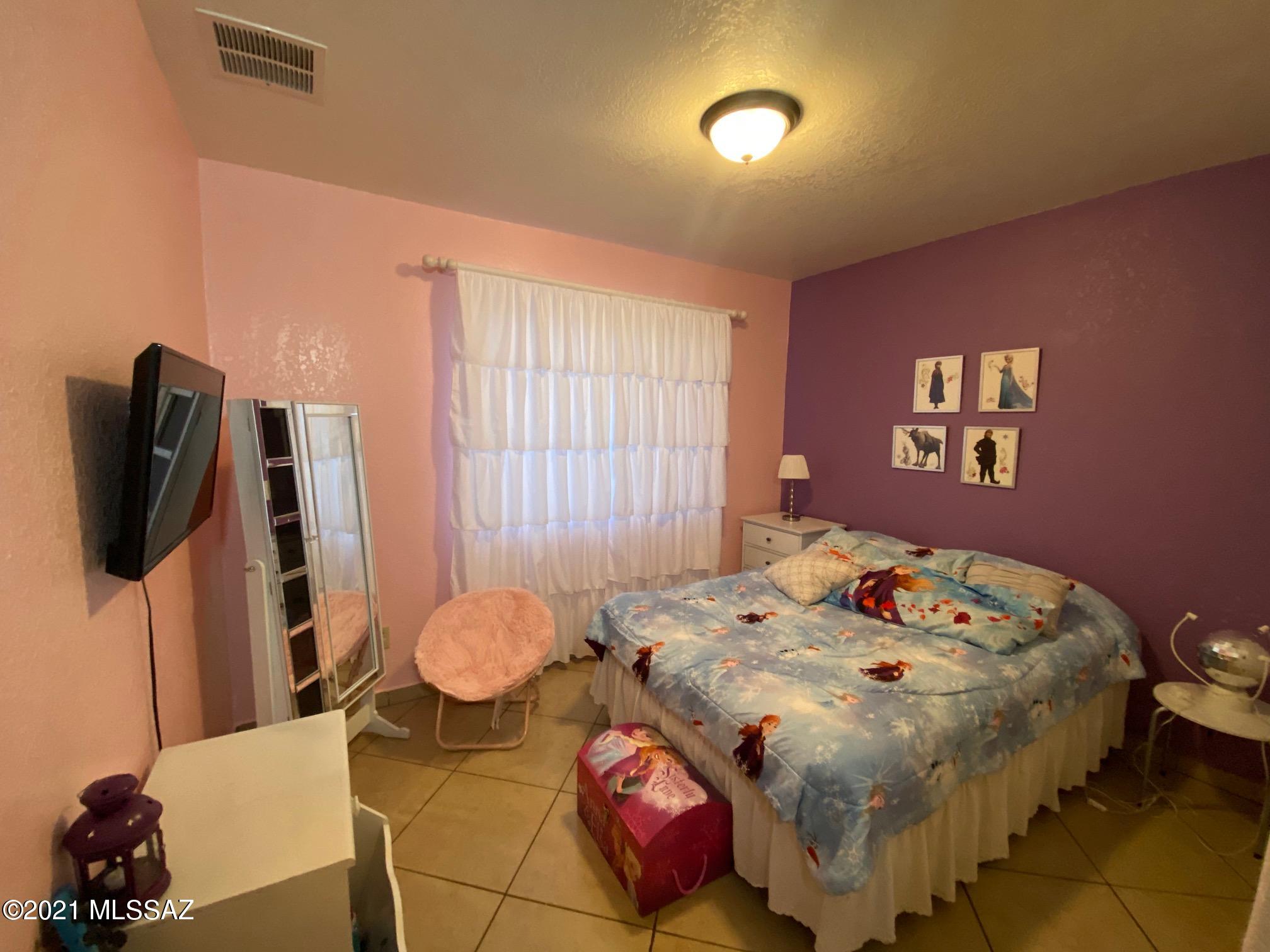 183 B Zebu Court Rio Rico, AZ 85648 - Photo 13 of 22 Gallery Image 13