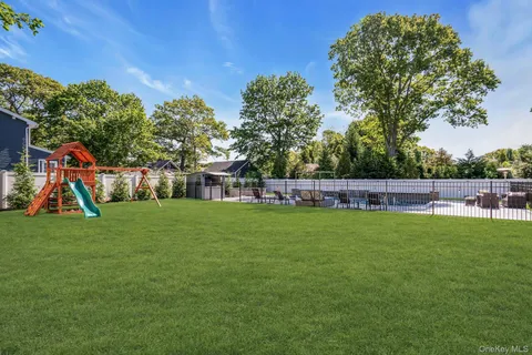 $1,099,000 | 3 Moor Lane, Patchogue, NY 11772
