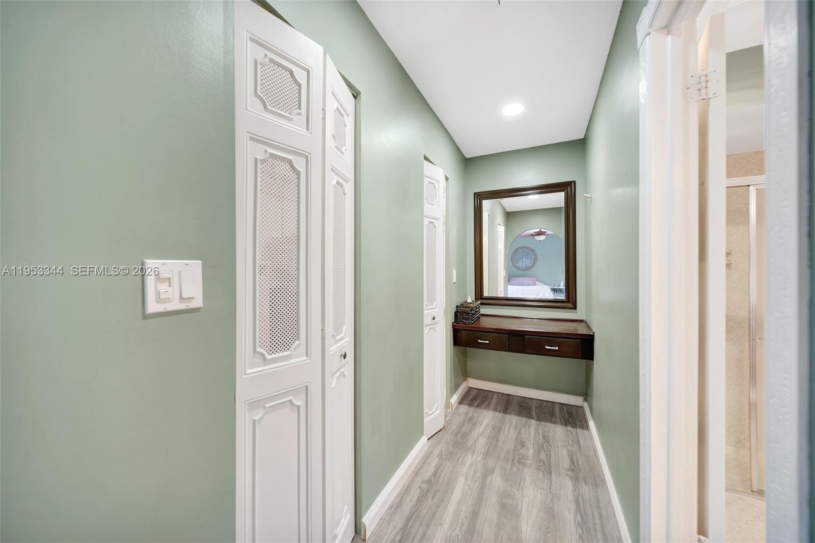 9220 Southwest 56th Street Cooper City, FL 33328 - Photo 21 of 38 Primary Bedroom Hallway