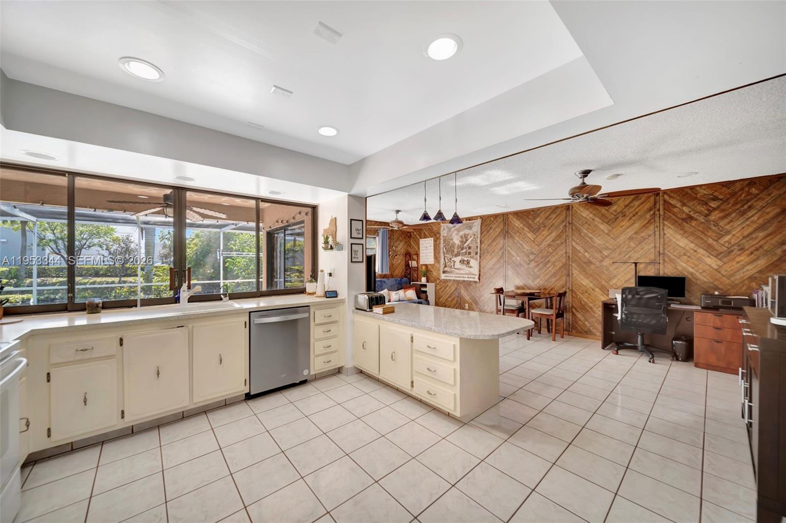 9220 Southwest 56th Street Cooper City, FL 33328 - Photo 8 of 38