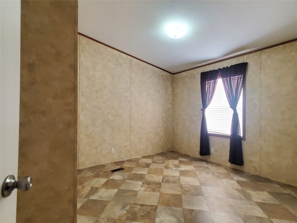 61 County Road 433 Taylor, TX 76574 - Photo 9 of 18