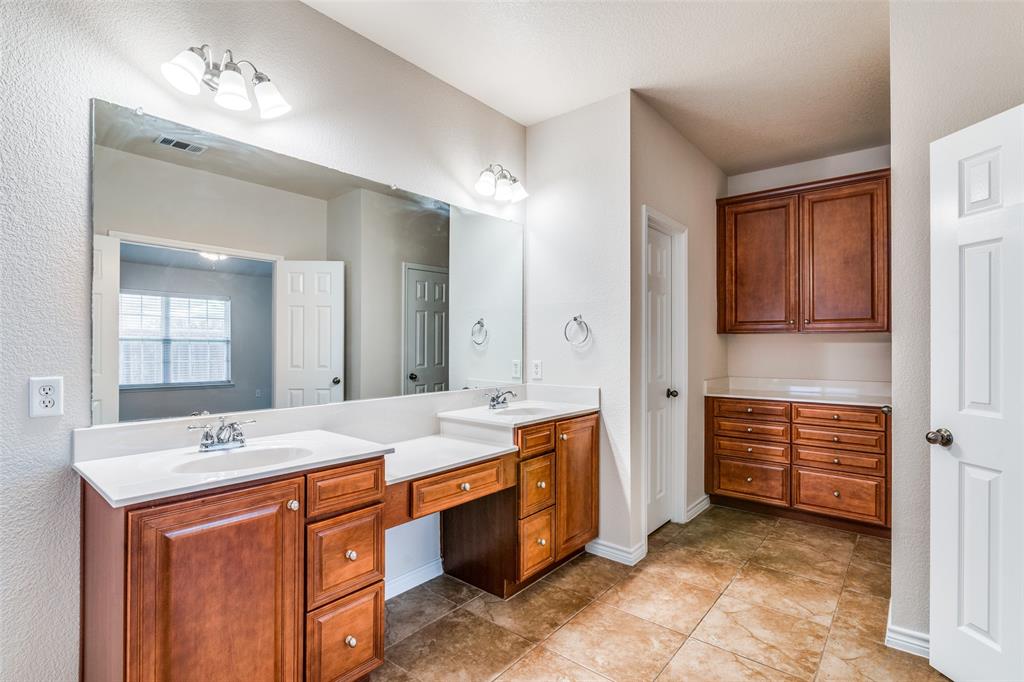 5813 Stone Mountain Road The Colony, TX 75056 - Photo 17 of 24
