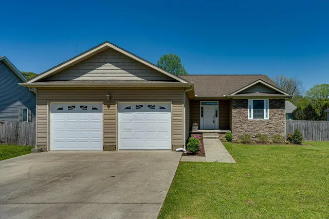 $320,000 | 404 Wilson Court, Jasper, TN 37347