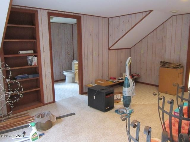 225 Maines Road Hawley, PA 18428 - Photo 27 of 41