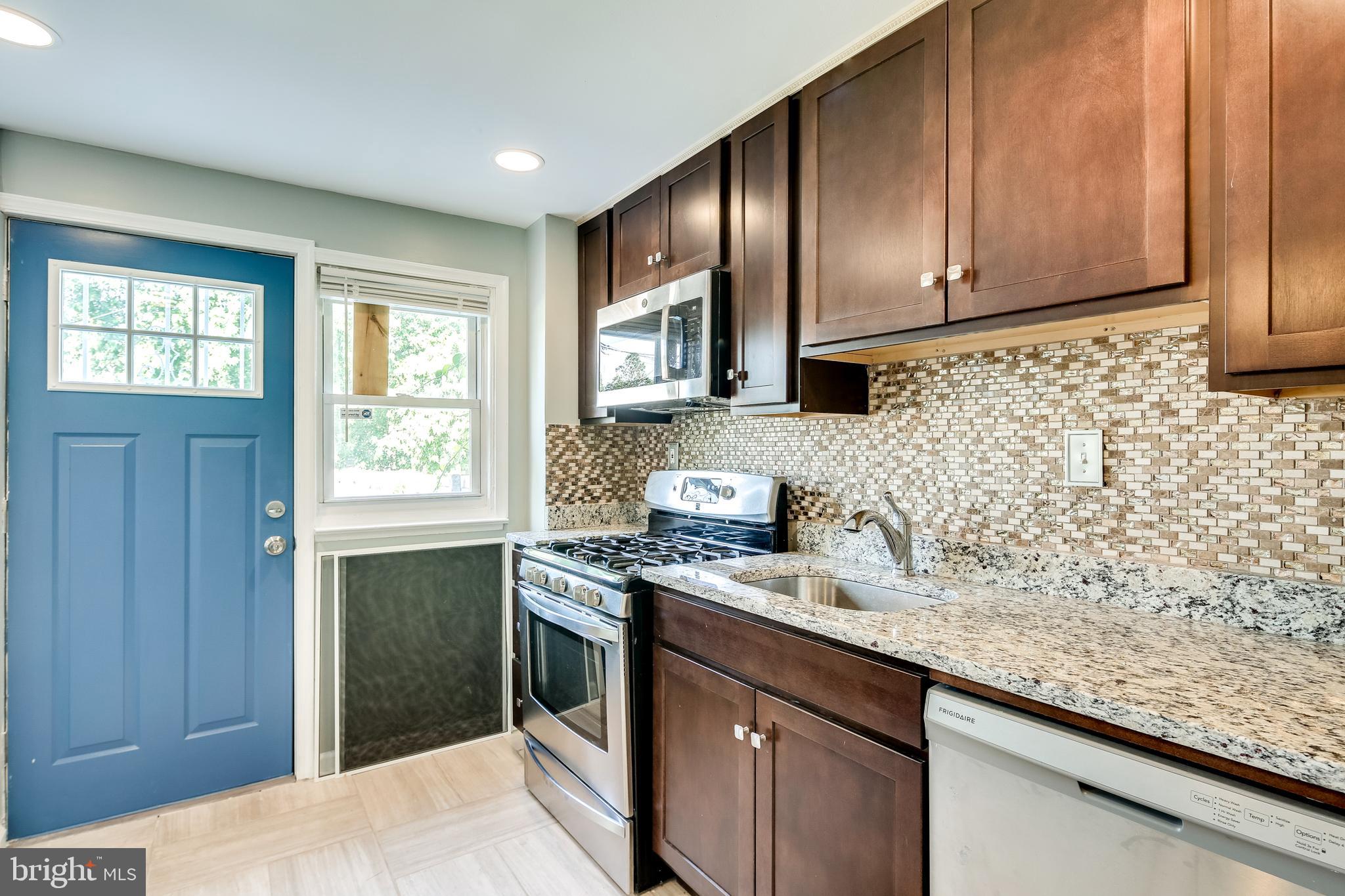 5444 Whitwood Road Baltimore, MD 21206 - Photo 10 of 26 Remodeled kitchen