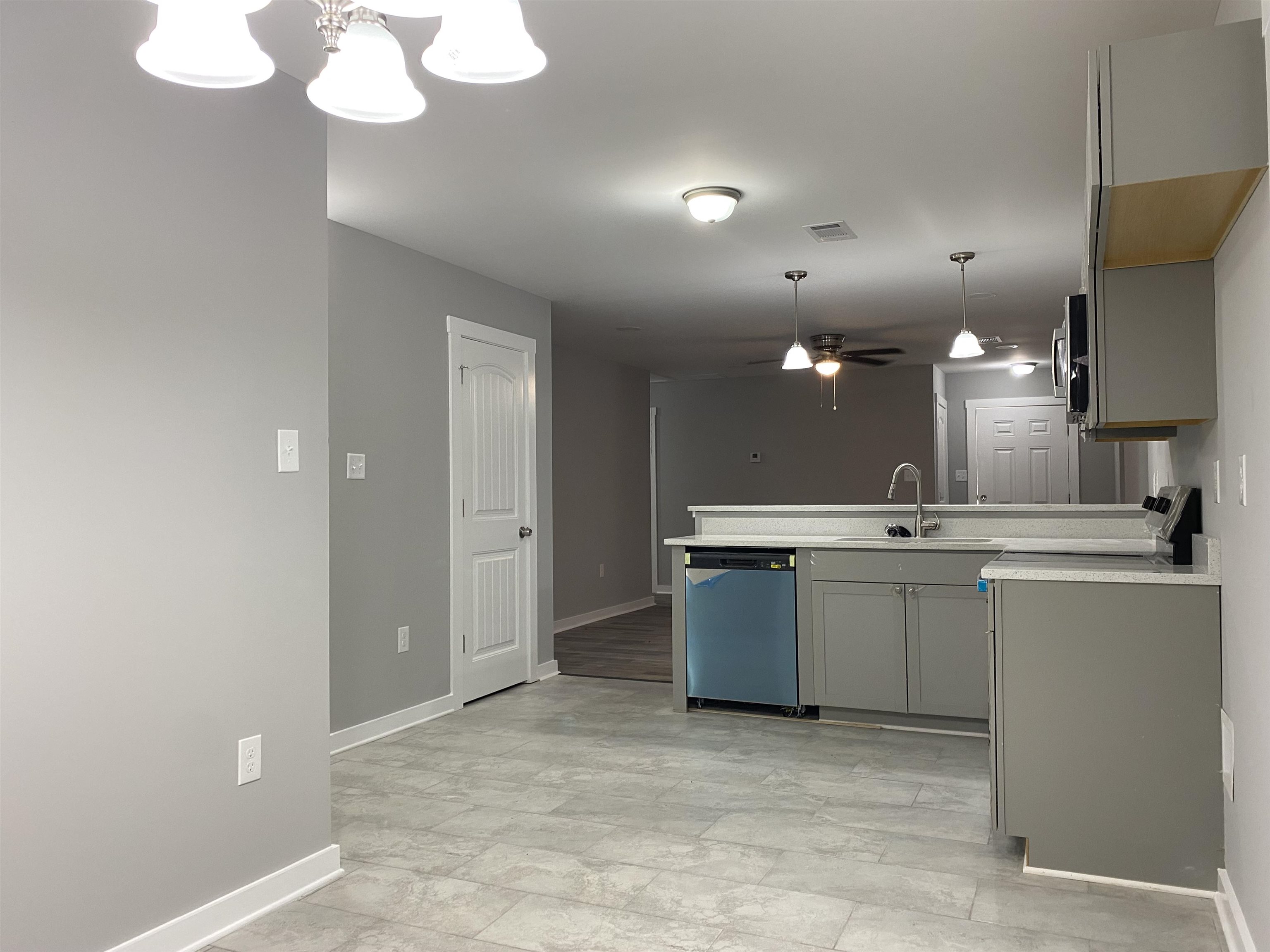 2352 Manchester Road Memphis, TN 38114 - Photo 23 of 36 a view of a kitchen and a sink