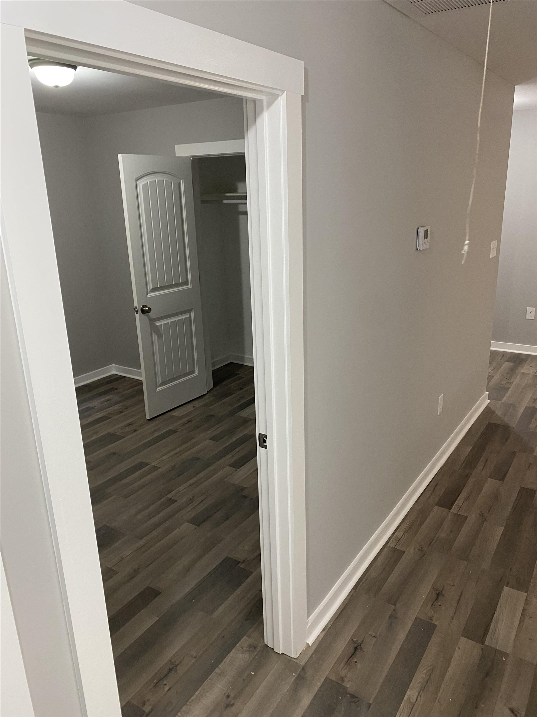 2352 Manchester Road Memphis, TN 38114 - Photo 33 of 36 a view of hallway with wooden floor