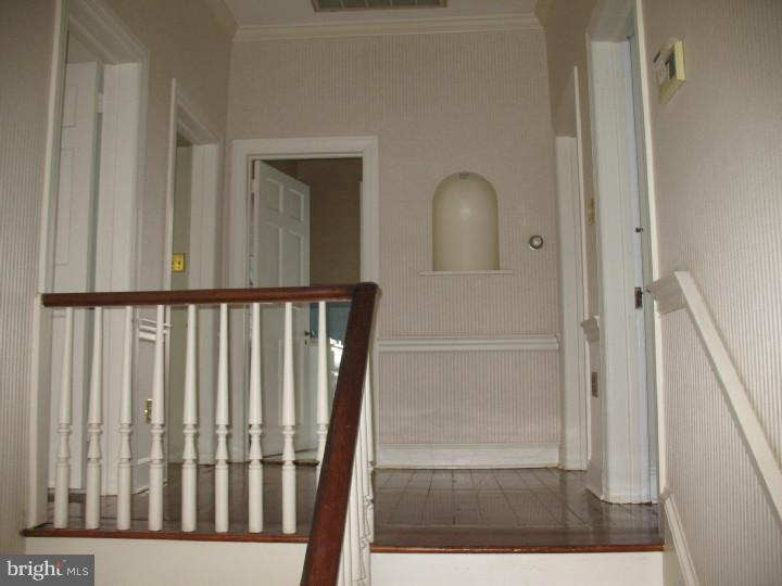 546 Lincoln Road Pilesgrove, NJ 08098 - Photo 14 of 24 Hallway