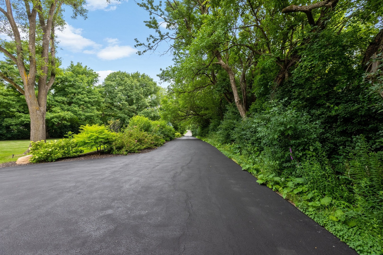 1595 Dunbar Road Inverness, IL 60067 - Photo 32 of 36 Gallery Image 32