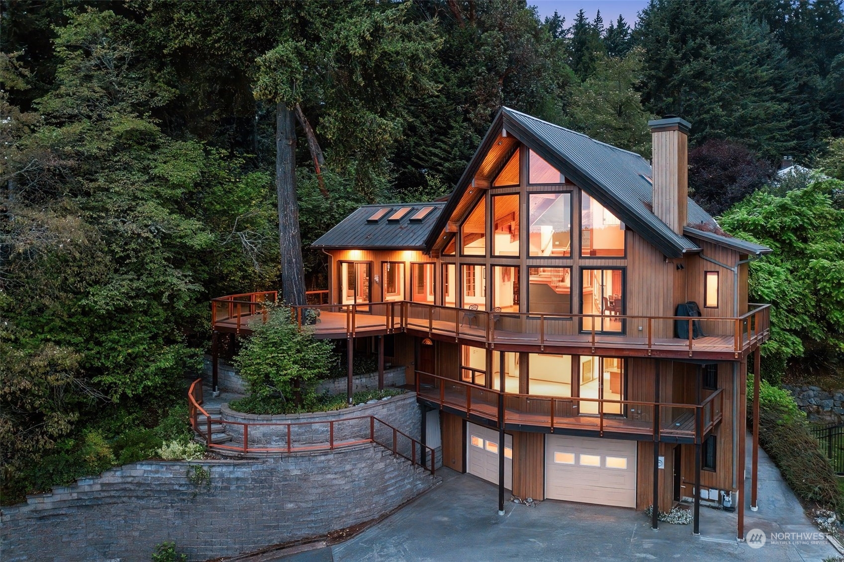 17385 Sylvester Road Southwest Burien, WA 98166 - Photo 1 of 40 Gallery Image 1