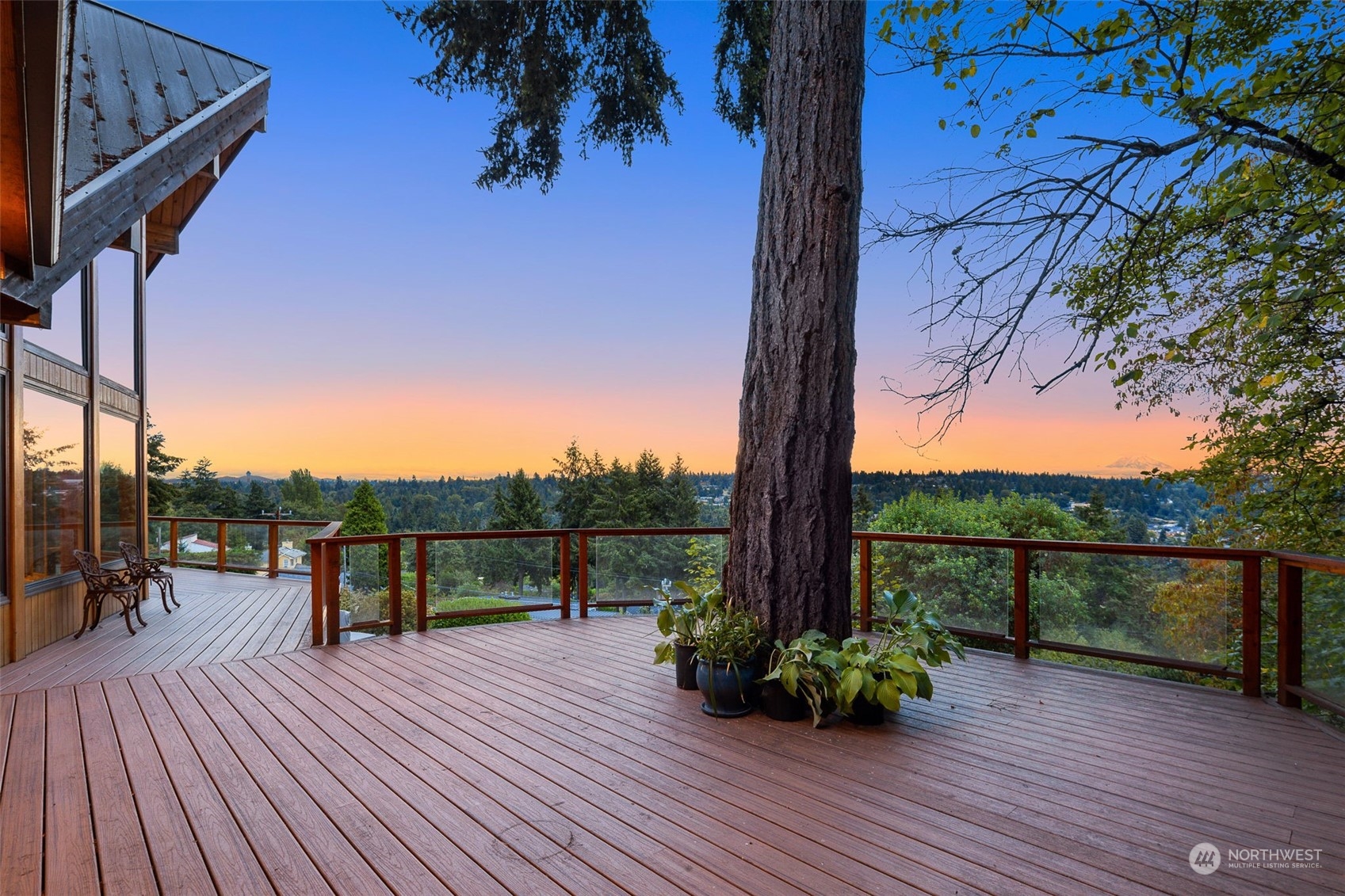17385 Sylvester Road Southwest Burien, WA 98166 - Photo 12 of 40 Gallery Image 12