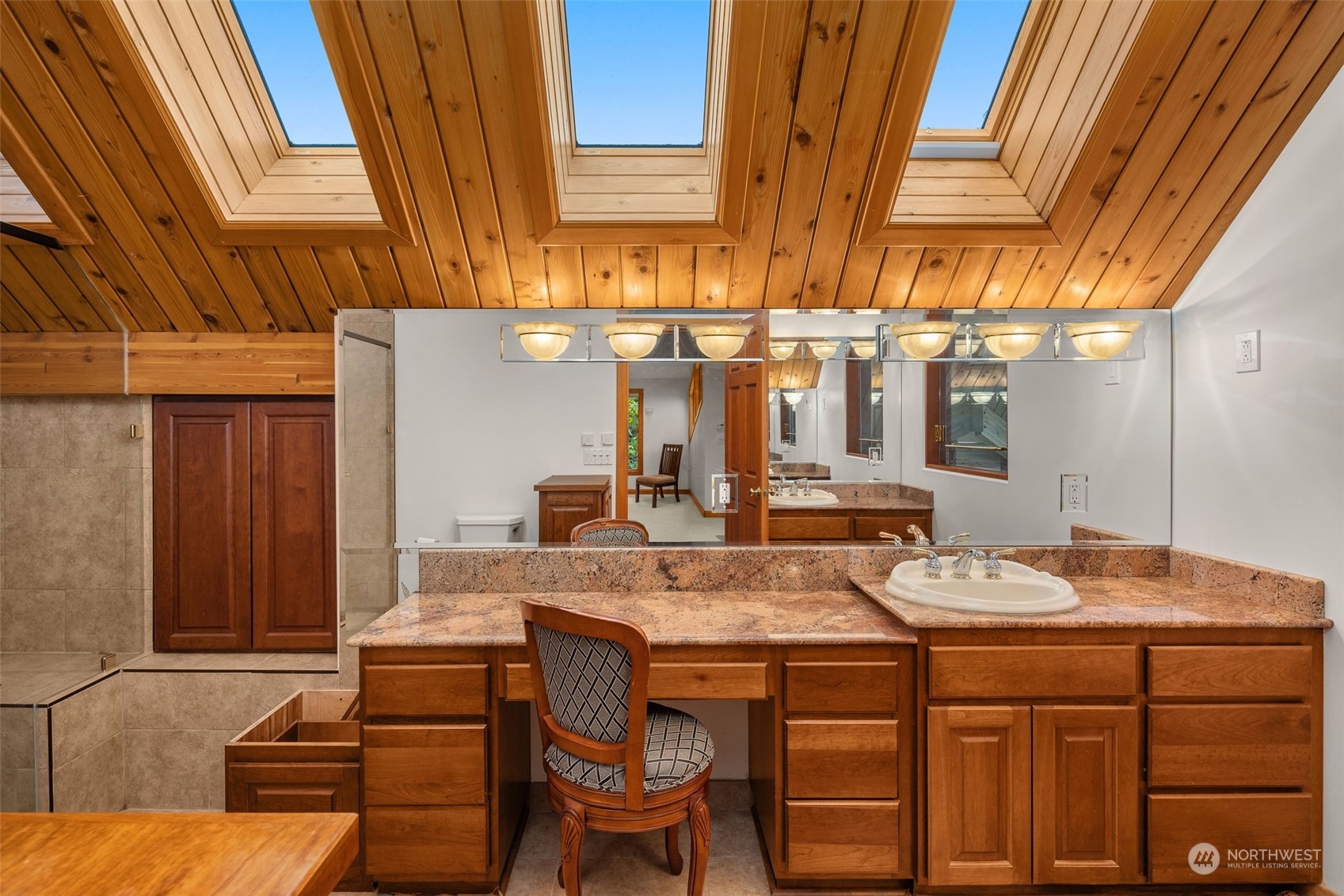 17385 Sylvester Road Southwest Burien, WA 98166 - Photo 22 of 40 Gallery Image 22