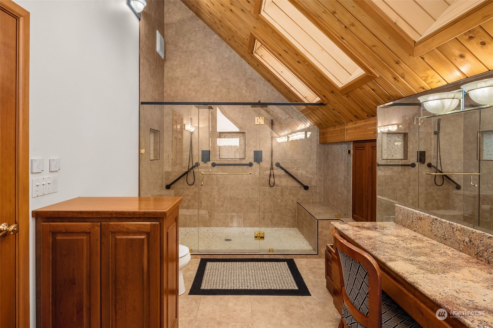 17385 Sylvester Road Southwest Burien, WA 98166 - Photo 23 of 40 Gallery Image 23