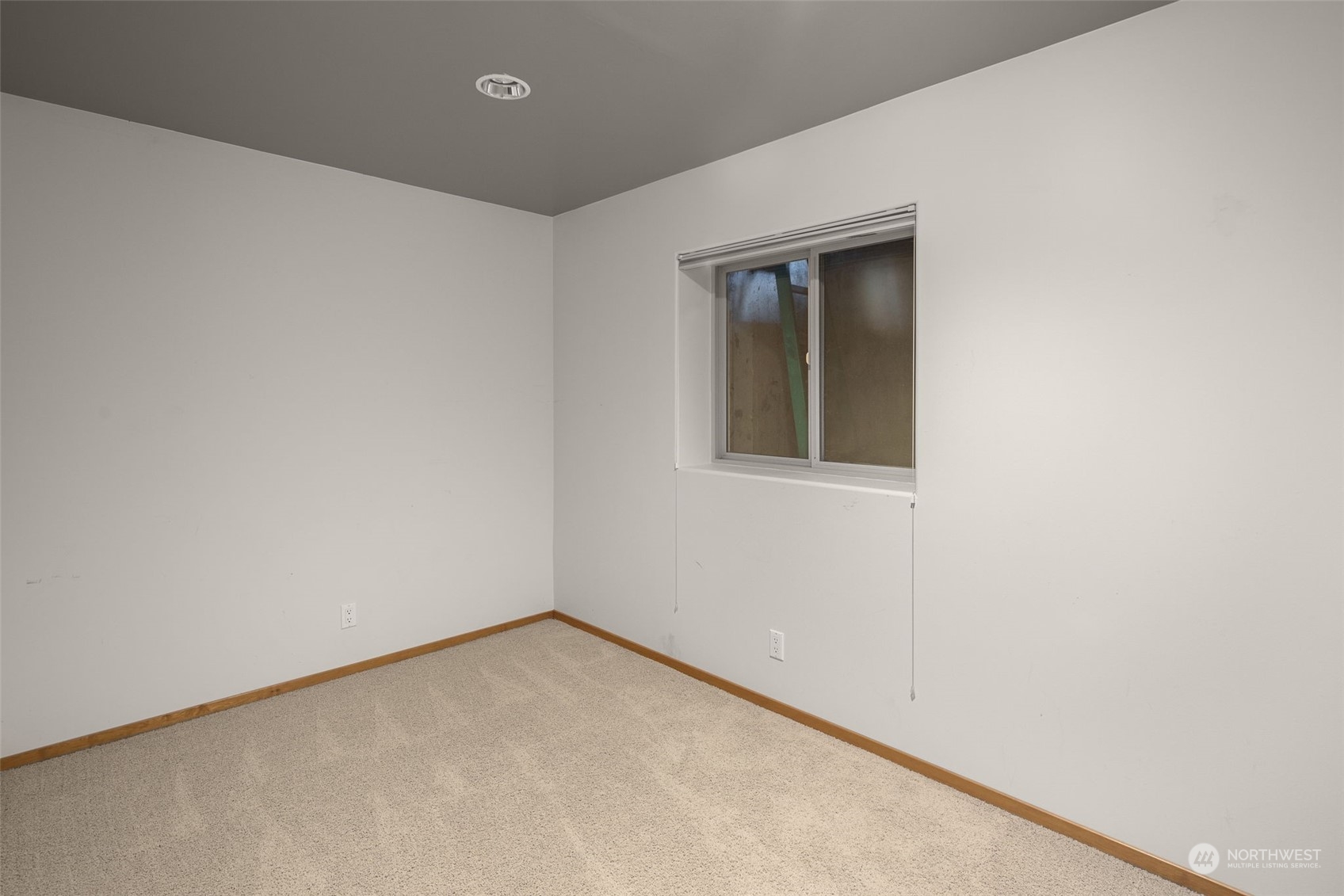 17385 Sylvester Road Southwest Burien, WA 98166 - Photo 25 of 40 Gallery Image 25