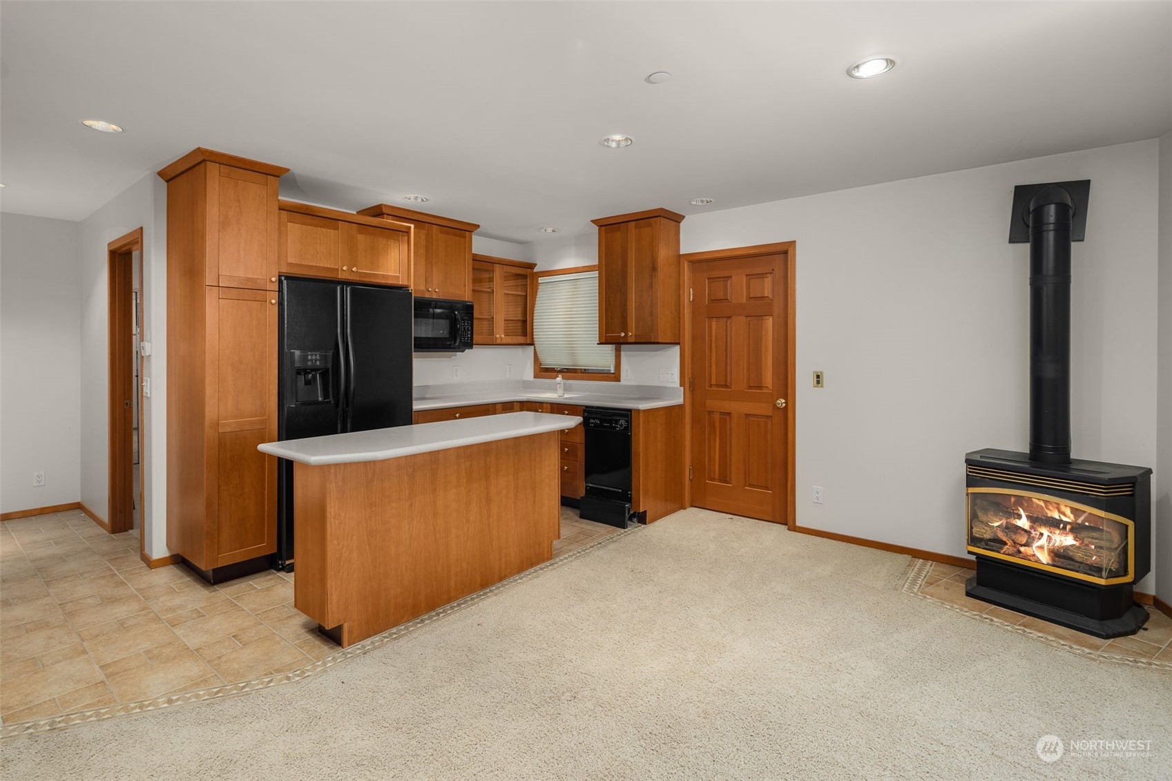 17385 Sylvester Road Southwest Burien, WA 98166 - Photo 30 of 40 Gallery Image 30