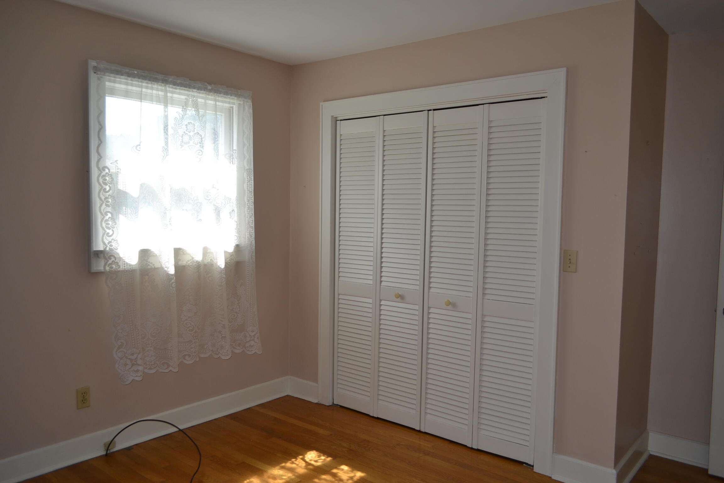 1880 Pittstown Road Bristol, VA 24201 - Photo 21 of 33 DSC_1083