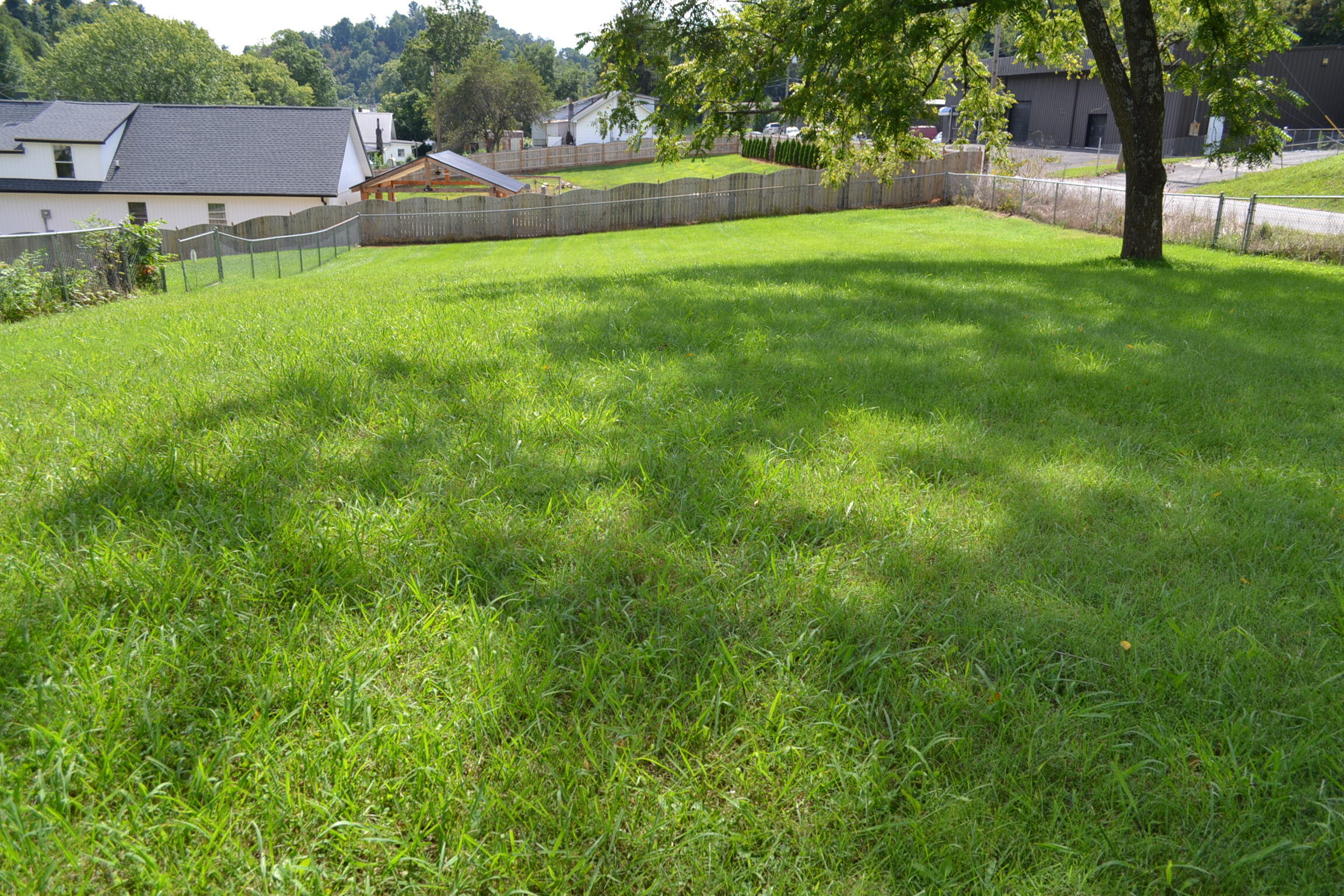 1880 Pittstown Road Bristol, VA 24201 - Photo 33 of 33 DSC_1105