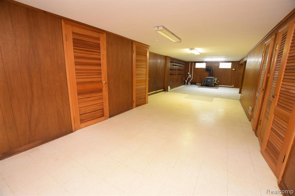 2114 Needham Road Ann Arbor, MI 48104 - Photo 17 of 26