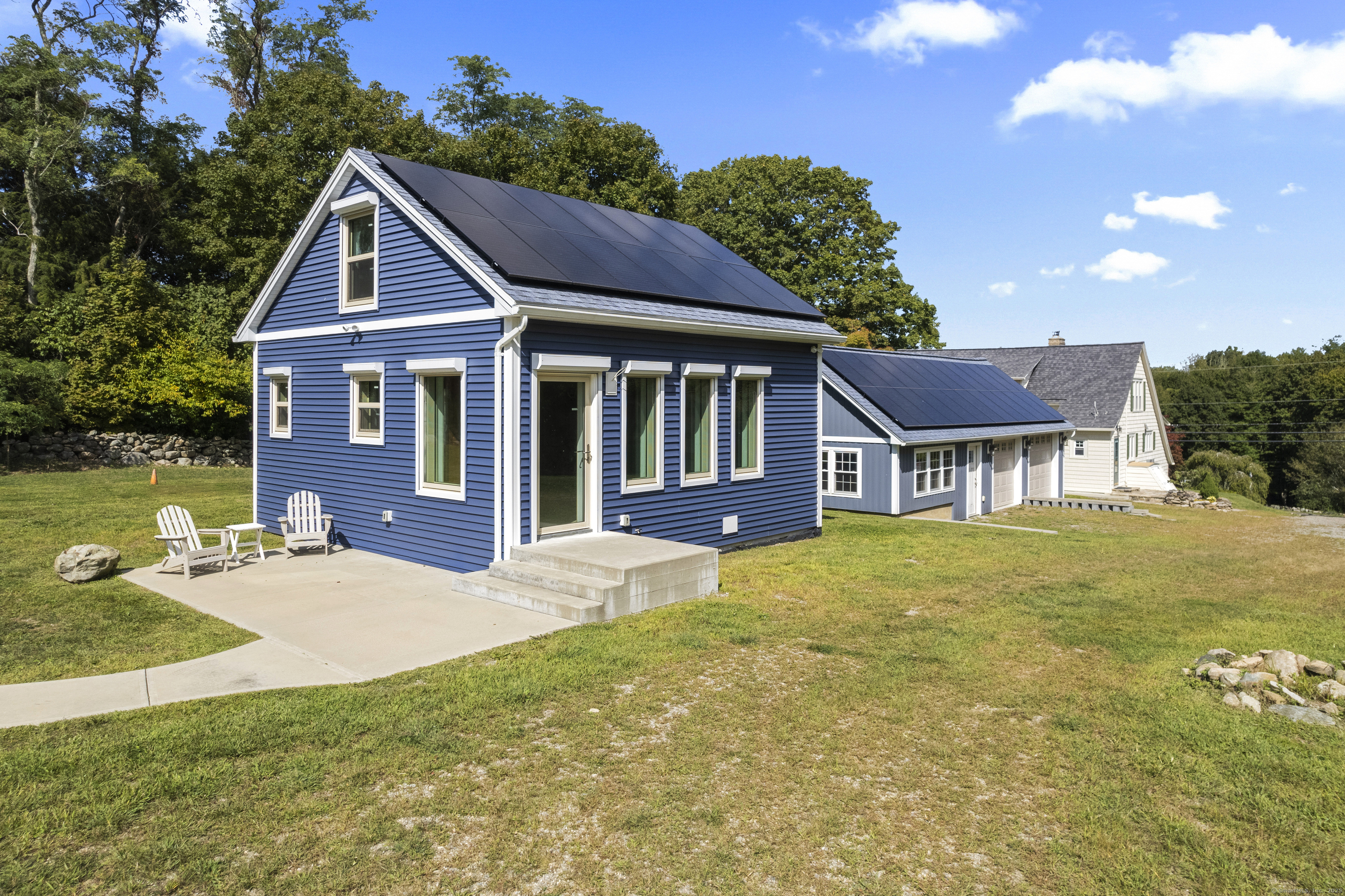 587 Taugwonk Road Stonington, CT 06378 - Photo 7 of 38 Gallery Image 7