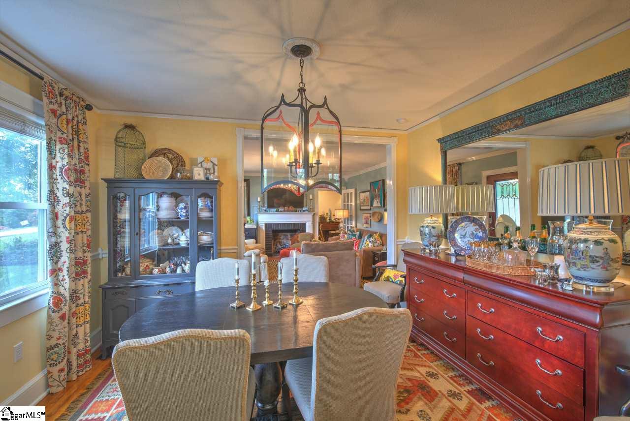 24 Yown Road Greenville, SC 29611 - Photo 4 of 32 Gallery Image 4
