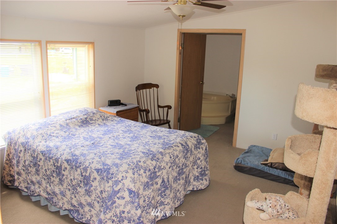8338 183rd Avenue Southwest Rochester, WA 98579 - Photo 35 of 40