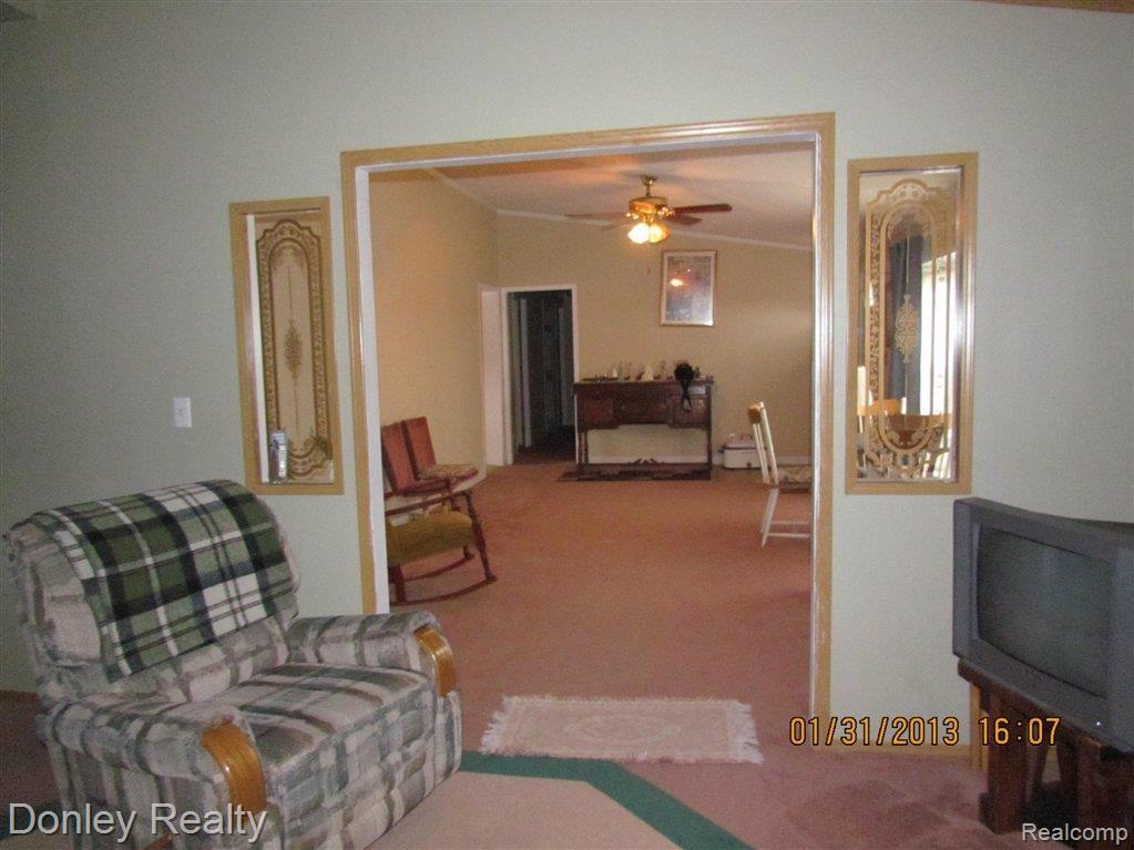 6457 Snover Road Decker, MI 48426 - Photo 17 of 19 IMG_1077.JPG
