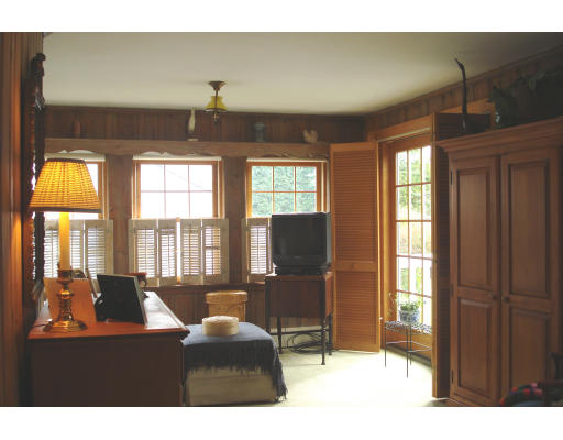 146 Dalton Road Belmont, MA 02478 - Photo 9 of 10 Gallery Image 9