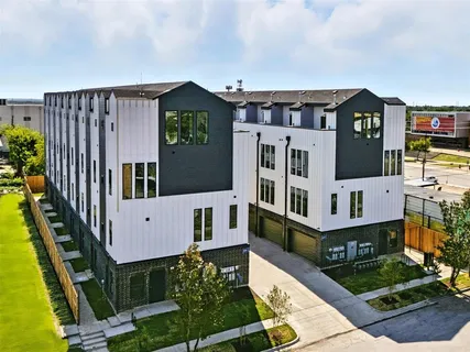 $3,600,000 | 312 North Lancaster Avenue, Dallas, TX 75203