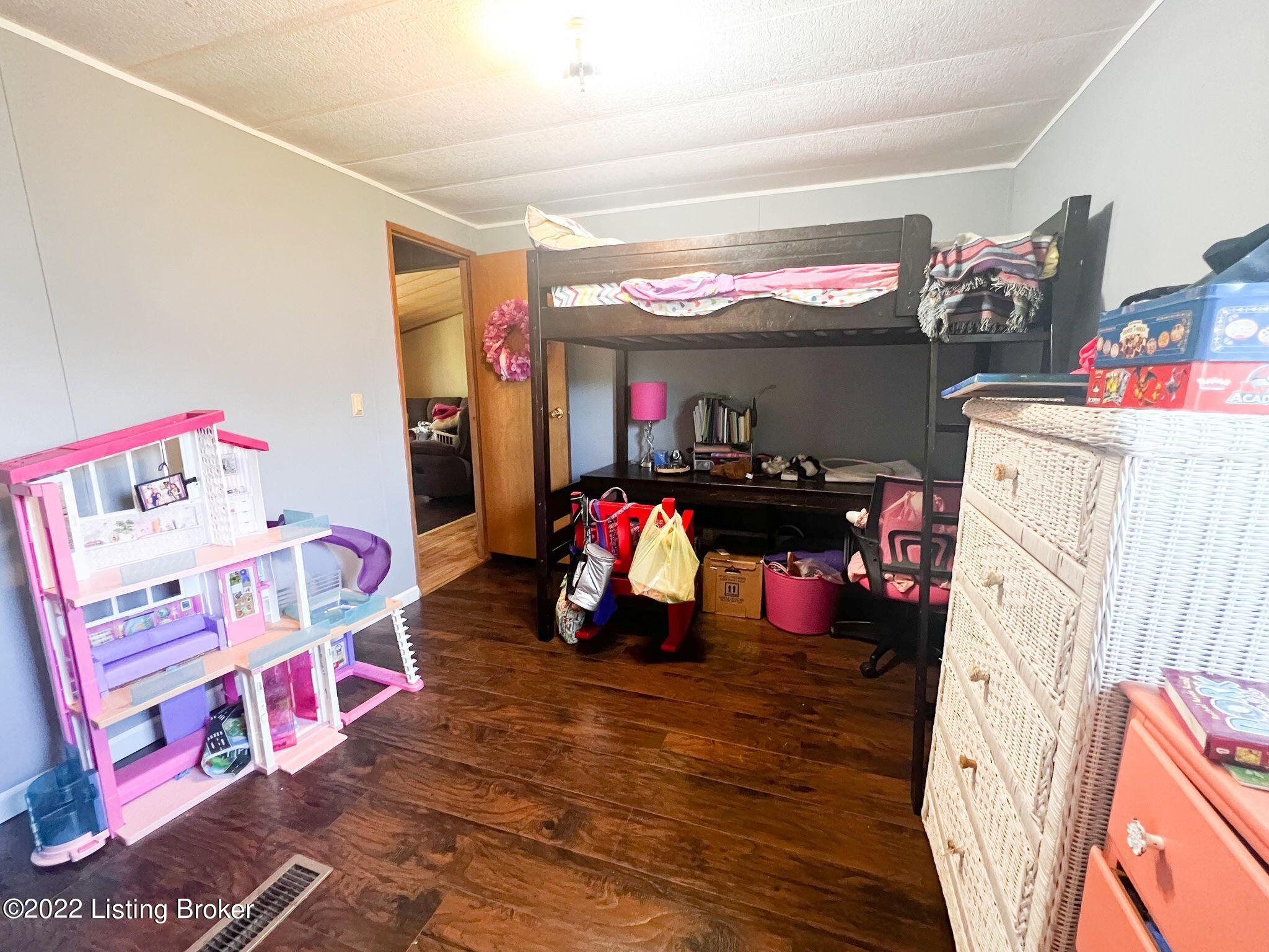 5885 Rhodelia Road Payneville, KY 40157 - Photo 10 of 26 284444708_1634901186866708_4568557705779