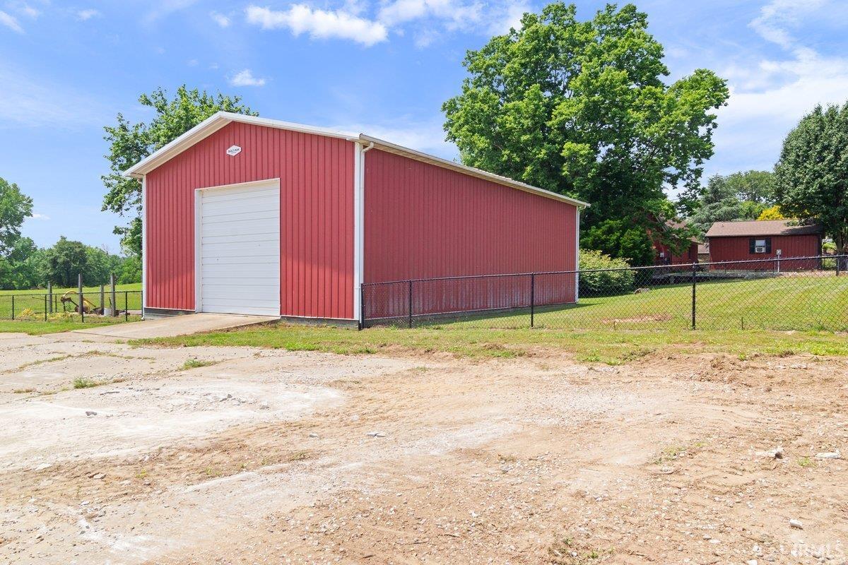 2477 West 50 North Princeton, IN 47670 - Photo 24 of 36